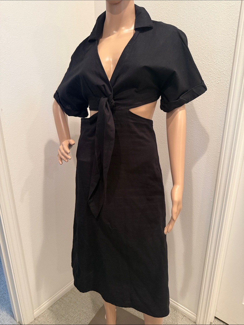 Black Tie-Front Cutout Midi Dress - Women